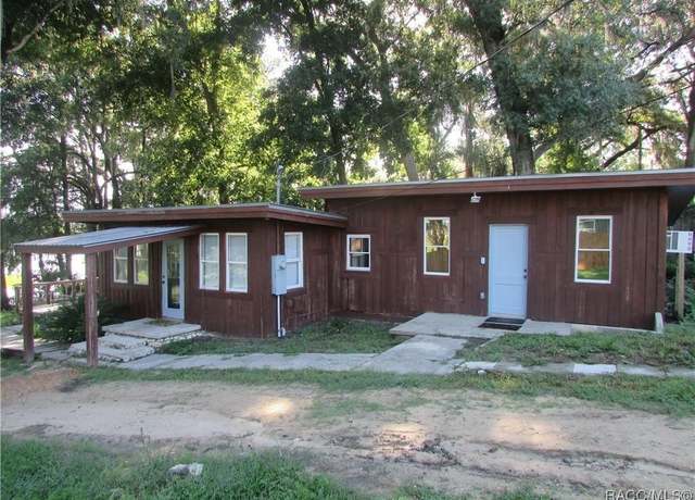 Property at 5561 W Riverbend Rd, Dunnellon, FL 34433, 1 bed, 2 baths