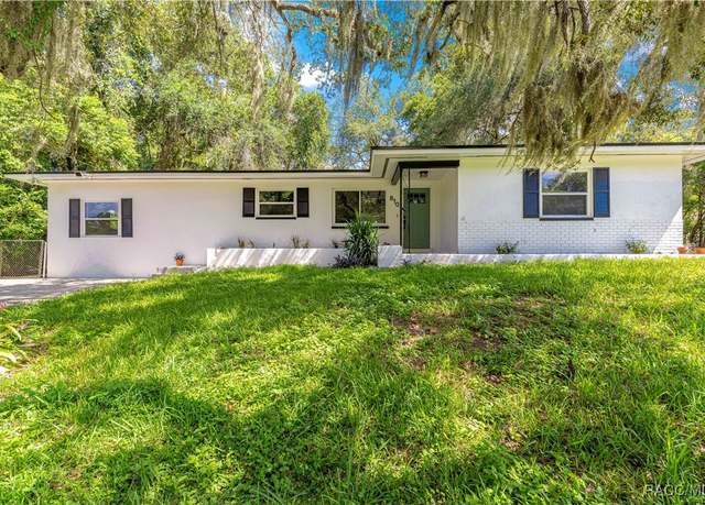 Property at 810 Eden Dr, Inverness, FL 34452, 3 beds, 2 baths