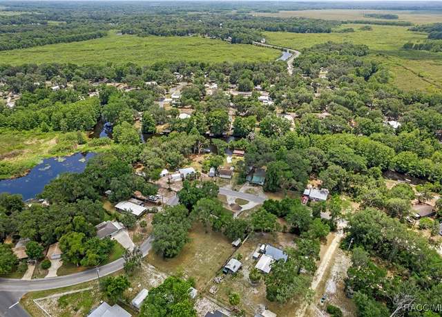 Property at 10575 E Gobbler Dr, Floral City, FL 34436