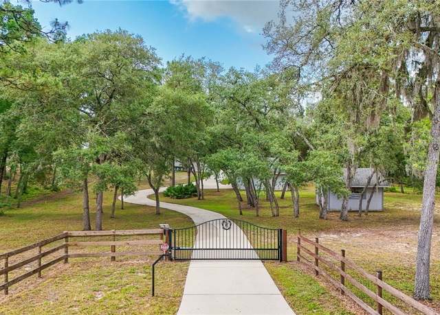 Property at 1150 E Cleveland St, Hernando, FL 34442, 3 beds, 3 baths