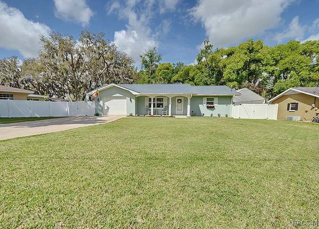 Property at 1104 Lake Shore Dr, Inverness, FL 34450, 3 beds, 2.5 baths