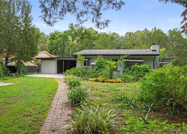 Property at 8896 W White Dogwood Dr, Homosassa, FL 34448, 2 beds, 1 bath
