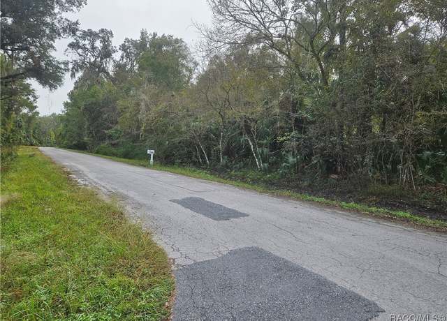 Property at 11924 W Deodar St, Crystal River, FL 34428