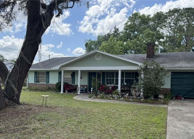 Property at 9616 E Gospel Island Rd, Inverness, FL 34450, 5 beds, 3 baths