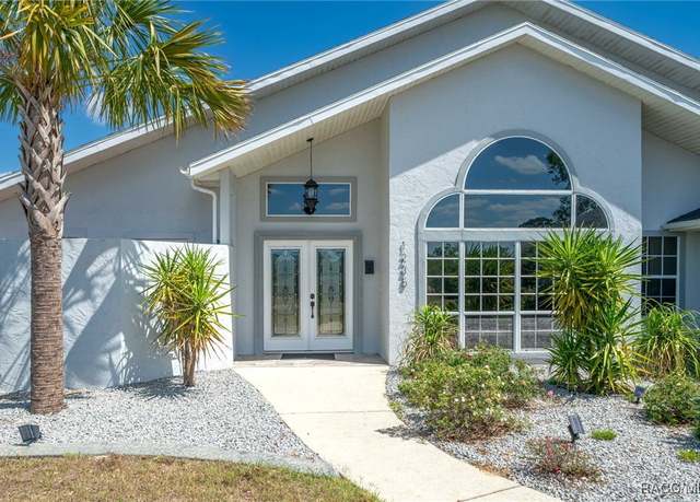 Property at 1235 E Hartford St, Hernando, FL 34442, 3 beds, 3 baths