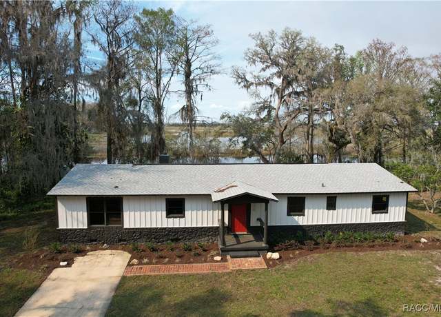 Property at 770 N Lori Pt, Inverness, FL 34453, 4 beds, 2 baths
