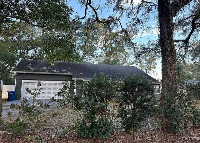 Property at 312 Wade Ave, Deland, FL 32141, 3 beds, 2 baths