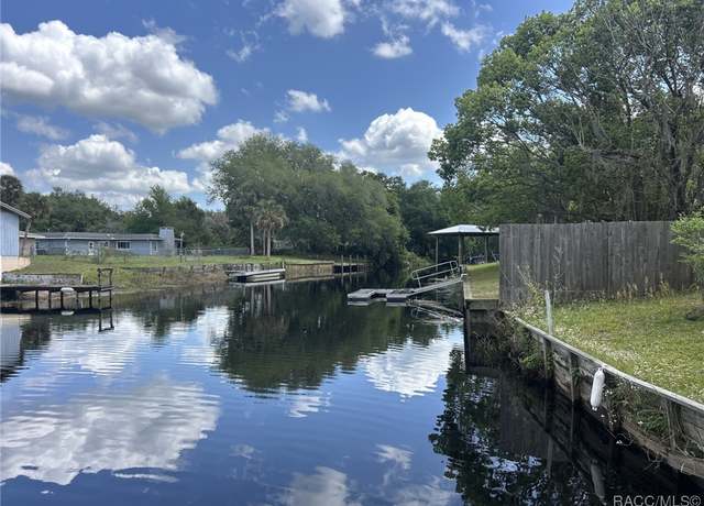 Property at 9402 E Southgate Dr, Inverness, FL 34450, 2 beds, 2 baths