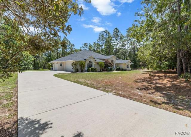 Property at 5235 N Cheyenne Dr, Beverly Hills, FL 34465, 3 beds, 3 baths