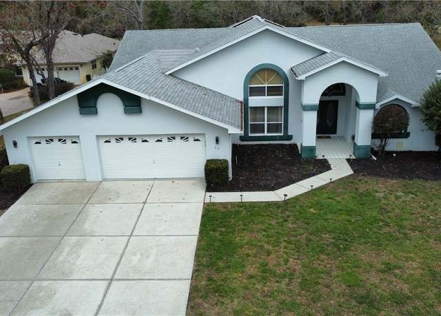 Property at 20 Cypress Blvd E, Homosassa, FL 34446, 3 beds, 3 baths