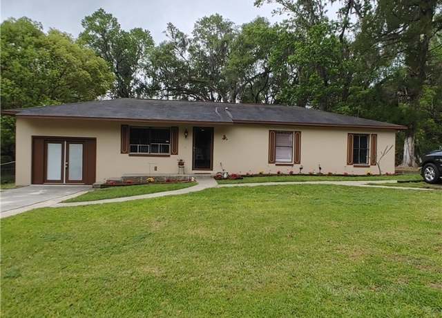 Property at 413 Pryor St, Brooksville, FL 34601, 5 beds, 2 baths