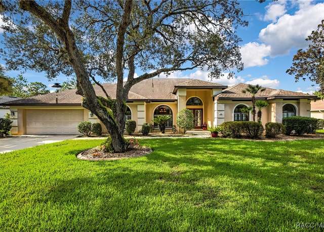 Property at 9 Bigleaf Ct, Homosassa, FL 34446, 4 beds, 2 baths