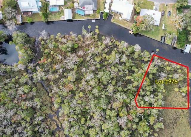 Property at 976 N Michael Brunn Pt, Crystal River, FL 34429