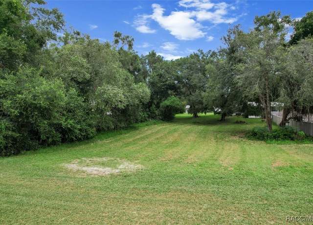 Property at 8525 E Lake Breeze Ln, Inverness, FL 34450