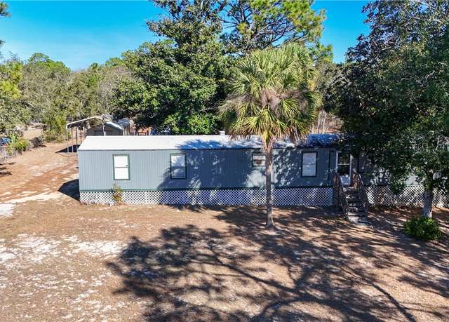 Property at 5301 W Meadow St, Homosassa, FL 34446, 3 beds, 2 baths