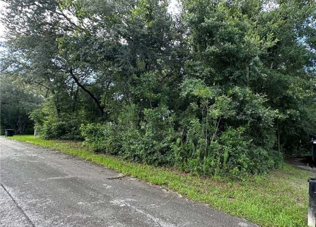 Property at 3076 E Glenn St, Inverness, FL 34453