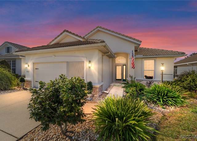 Property at 902 W Silver Meadow Loop, Hernando, FL 34442, 3 beds, 2 baths