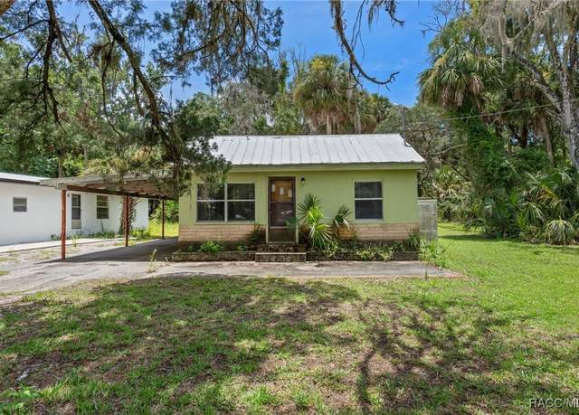 Property at 504 NW Crystal St, Crystal River, FL 34428, 2 beds, 1 bath