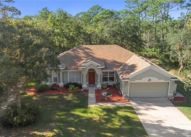 Property at 14 Laurelcherry Ct, Homosassa, FL 34446, 3 beds, 2 baths