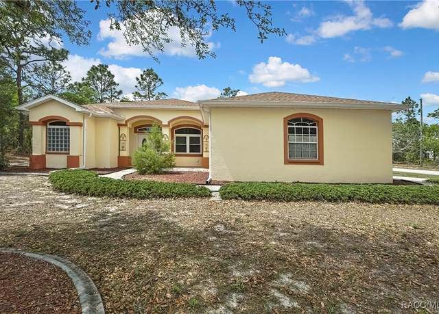 Property at 4 Cherry Dr, Homosassa, FL 34446, 3 beds, 2 baths