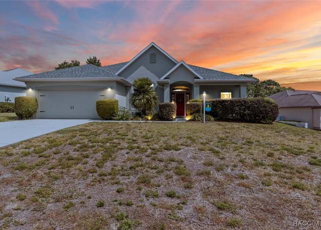 Property at 251 W Rexford Dr, Beverly Hills, FL 34465, 3 beds, 2 baths