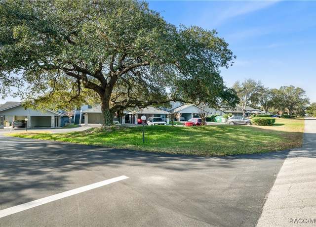 Property at 690 E Gilchrist Ct Unit 1 B, Hernando, FL 34442, 2 beds, 2.5 baths