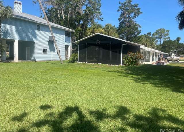 Property at 47 Magnolia Ave, Yankeetown, FL 34498, 2 beds, 1.5 baths