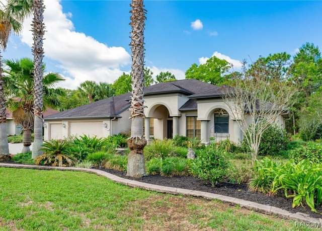 Property at 5 Boston Ivy Ct, Homosassa, FL 34446, 3 beds, 2 baths