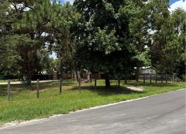 Property at 850 Rhyme St, Crystal River, FL 34429