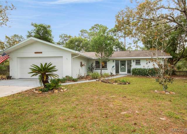 Property at 6698 W Oaklawn St, Homosassa, FL 34446, 2 beds, 2 baths