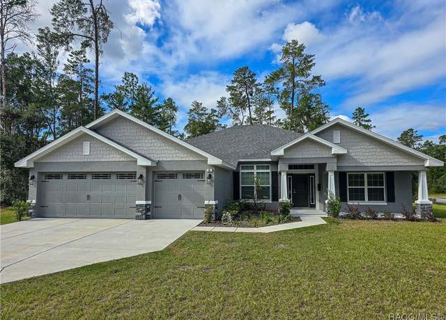 Property at 29 Matricaria Ct, Homosassa, FL 34446, 4 beds, 3 baths