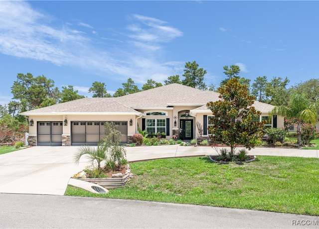 Property at 8 Myosotis Ct, Homosassa, FL 34446, 3 beds, 3 baths