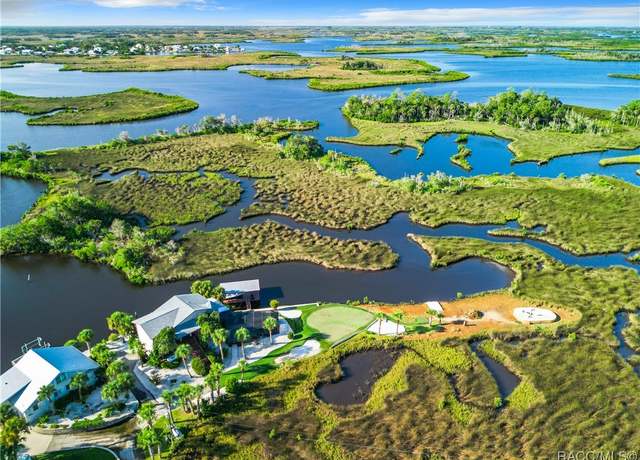 Property at 12050 W Coot Ct, Crystal River, FL 34429, 3 beds, 3 baths
