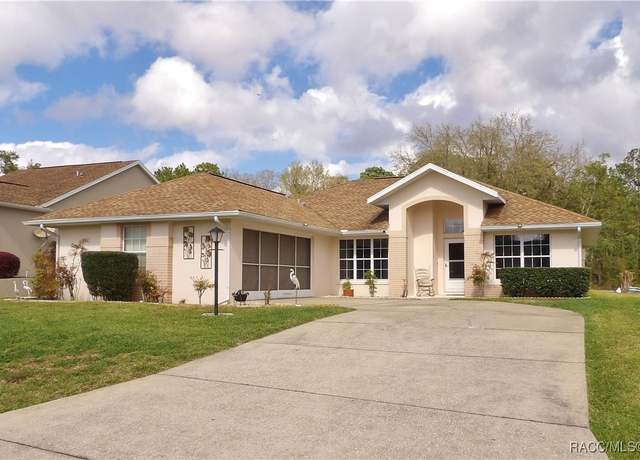 Property at 4181 N Mae West Way, Beverly Hills, FL 34465, 3 beds, 2 baths