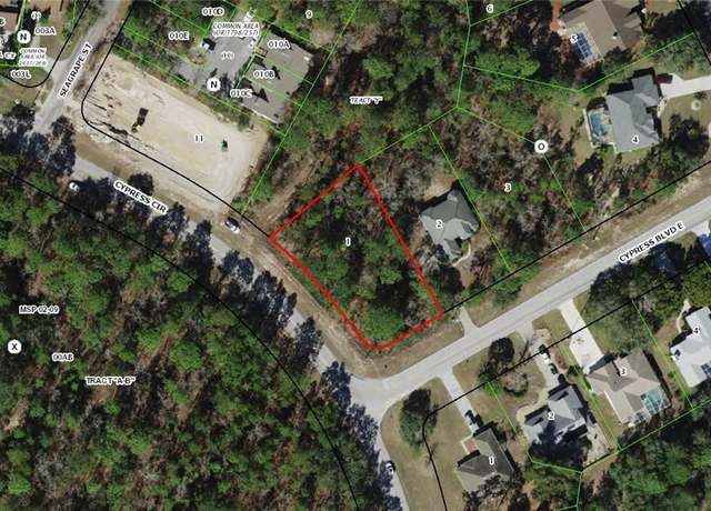 Property at 2 Cypress Blvd E, Homosassa, FL 34446