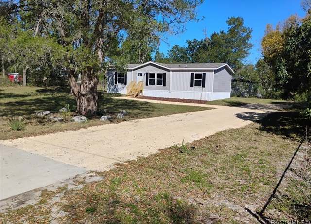 Property at 5311 W Blade Ln, Dunnellon, FL 34434, 3 beds, 2 baths