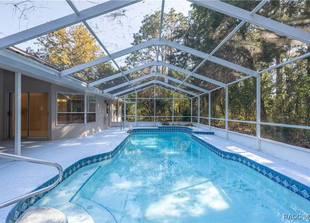 Property at 7 Hoptree Ct, Homosassa, FL 34446, 3 beds, 2 baths