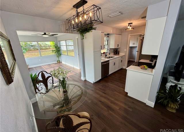Property at 40 Lucille St S, Beverly Hills, FL 34465, 2 beds, 1.5 baths