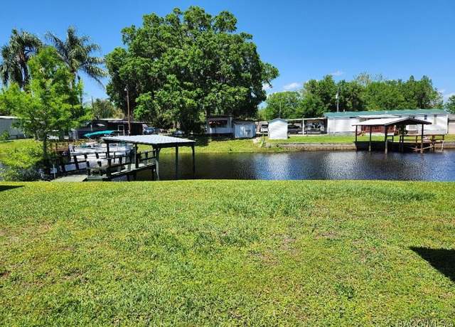 Property at 10330 E Pike Dr, Inverness, FL 34450, 2 beds, 2 baths