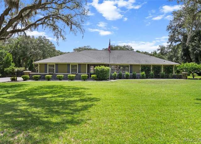 Property at 96 N Fresno Ave, Hernando, FL 34442, 4 beds, 2 baths