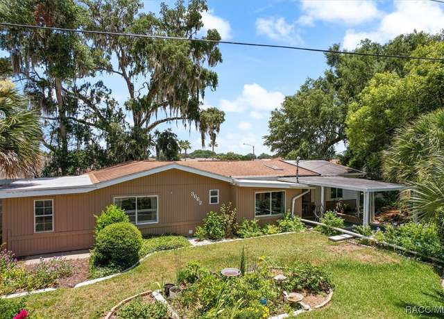 Property at 3662 E Squaw Valley Dr, Hernando, FL 34442, 3 beds, 2 baths