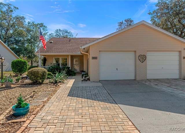 Property at 904 W Penn Hills Ct, Beverly Hills, FL 34465, 2 beds, 2 baths