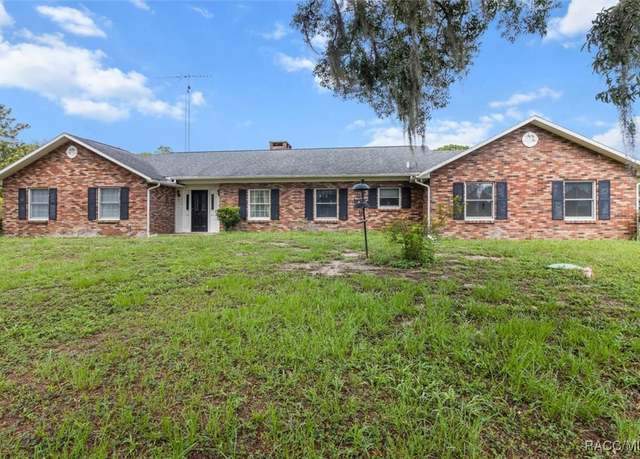 Property at 5520 S Pine Tree Pt, Lecanto, FL 34461, 3 beds, 3 baths