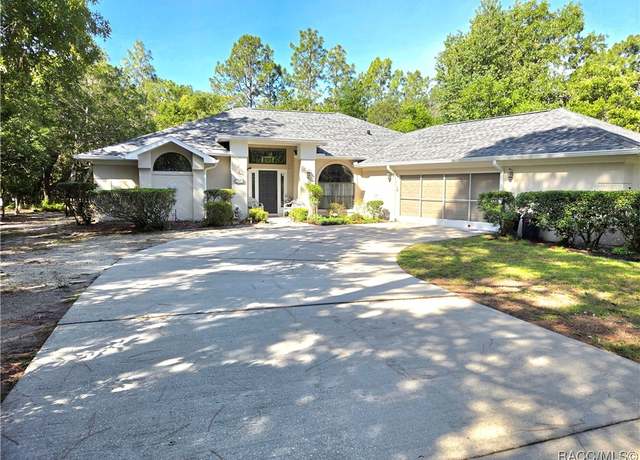 Property at 14 Spruce Pine Ct. S. Ct S, Homosassa, FL 34446, 3 beds, 2 baths