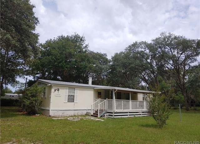 Property at 2550 N Reynolds Ave, Crystal River, FL 34428, 4 beds, 2 baths