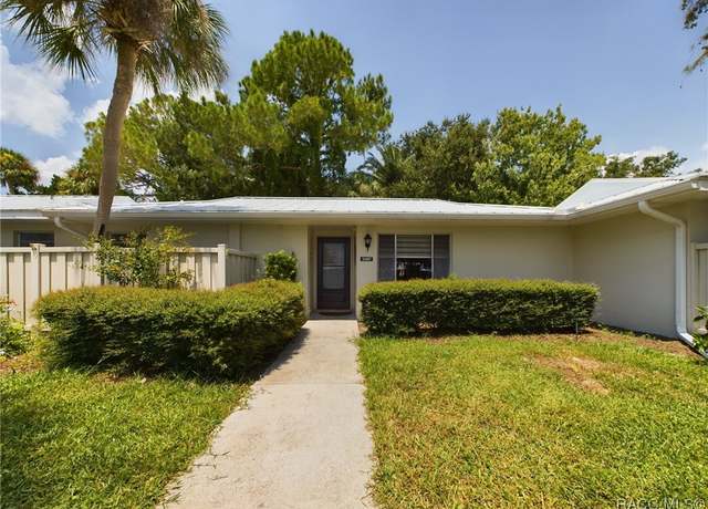 Property at 11487 W Bayshore Dr, Crystal River, FL 34429, 2 beds, 2 baths