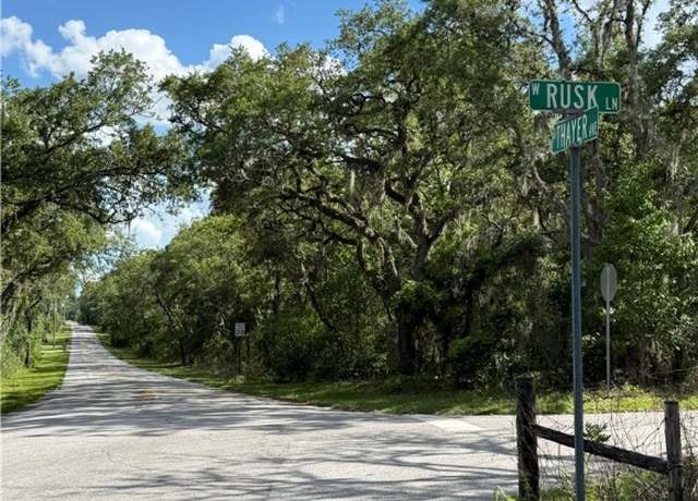 Property at 132 S Thayer Ave, Lecanto, FL 34461