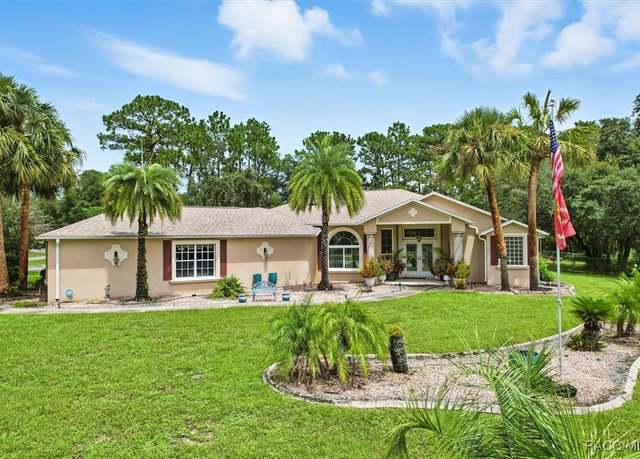 Property at 5245 Allamandra Dr, Beverly Hills, FL 34465, 3 beds, 2 baths