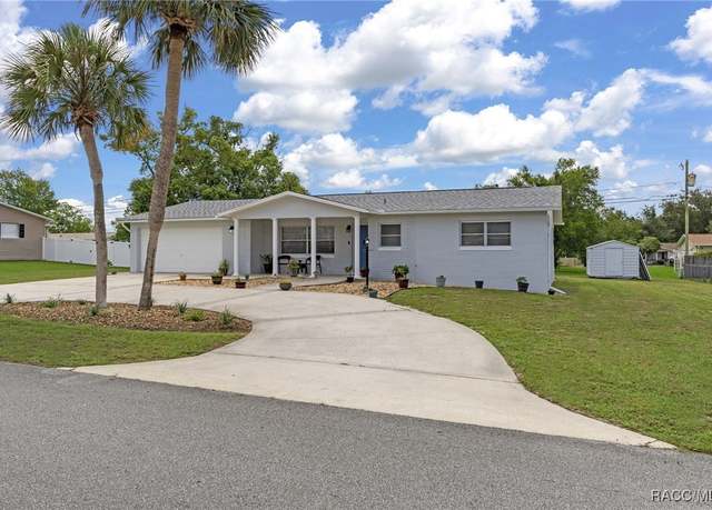 Property at 209 S Barbour St, Beverly Hills, FL 34465, 2 beds, 2 baths