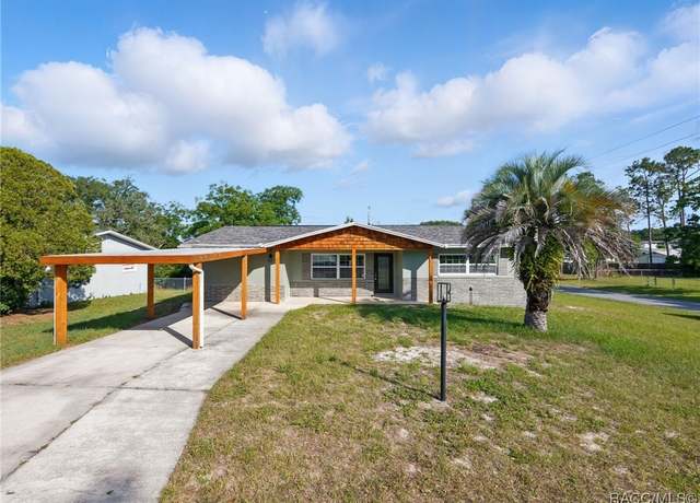 Property at 34 S Harrison St, Beverly Hills, FL 34465, 3 beds, 2 baths